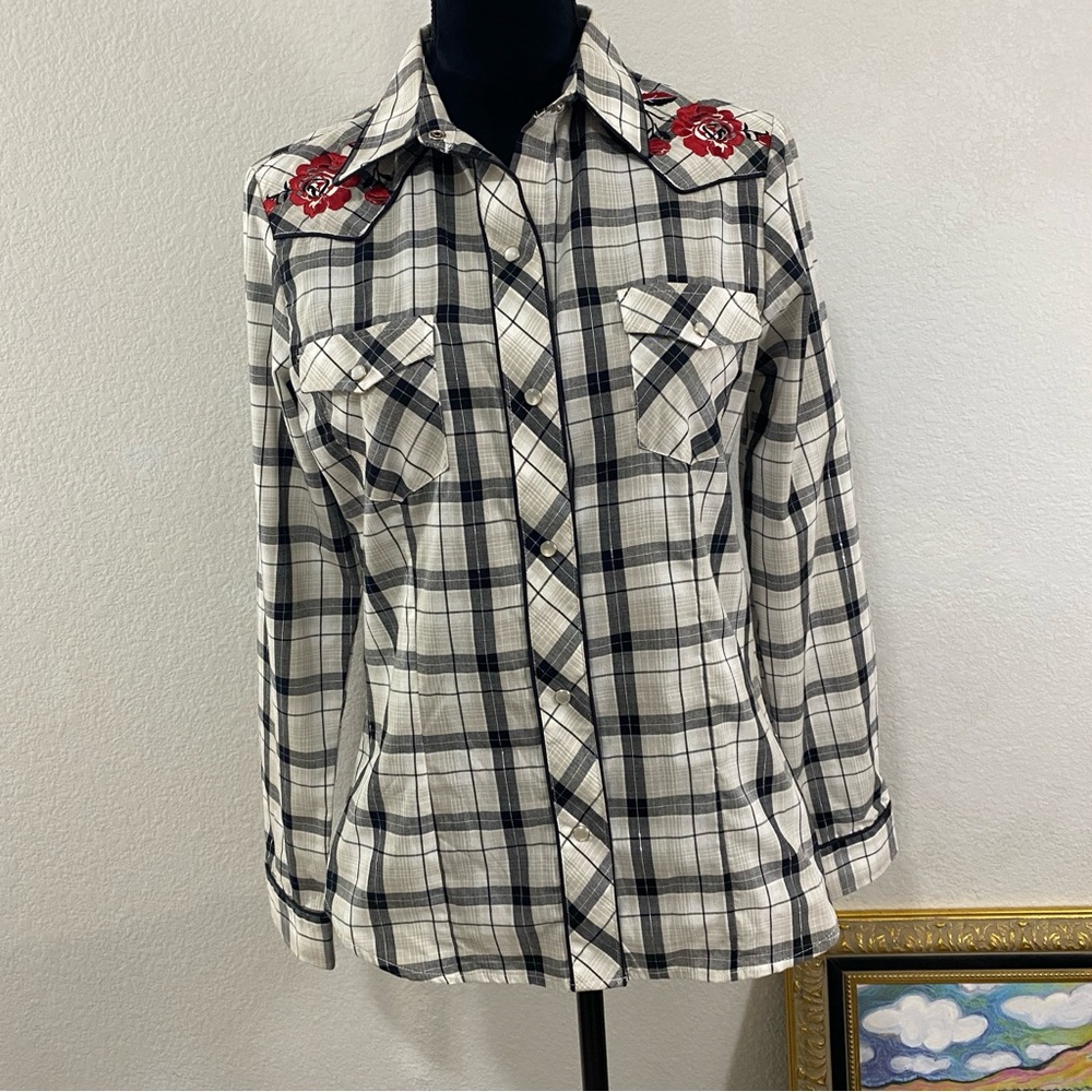 Roper Pearl Snap Button-Up Shirt with Red Floral‎ Embroidery, Y2K, Western